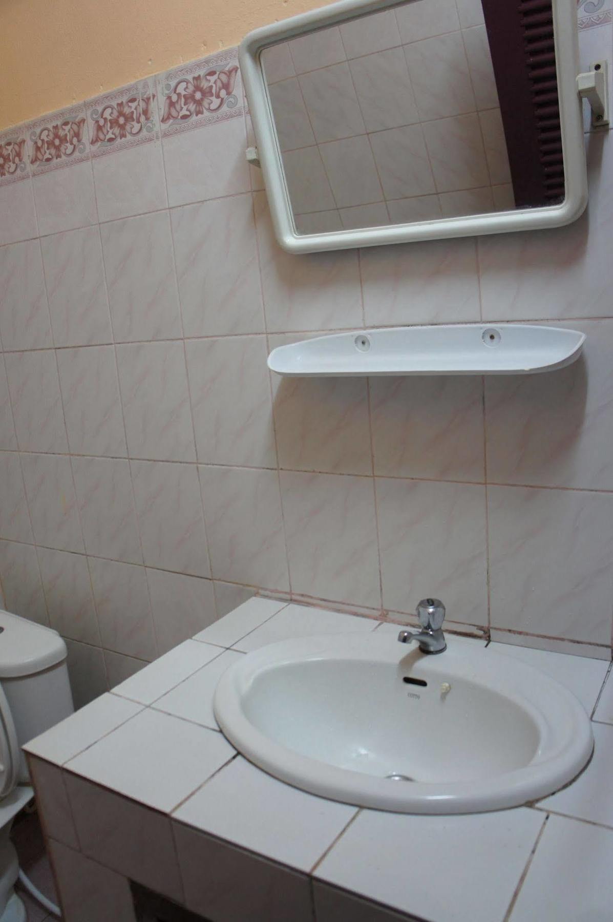 Viengsavanh Guesthouse Vang Vieng Luaran gambar