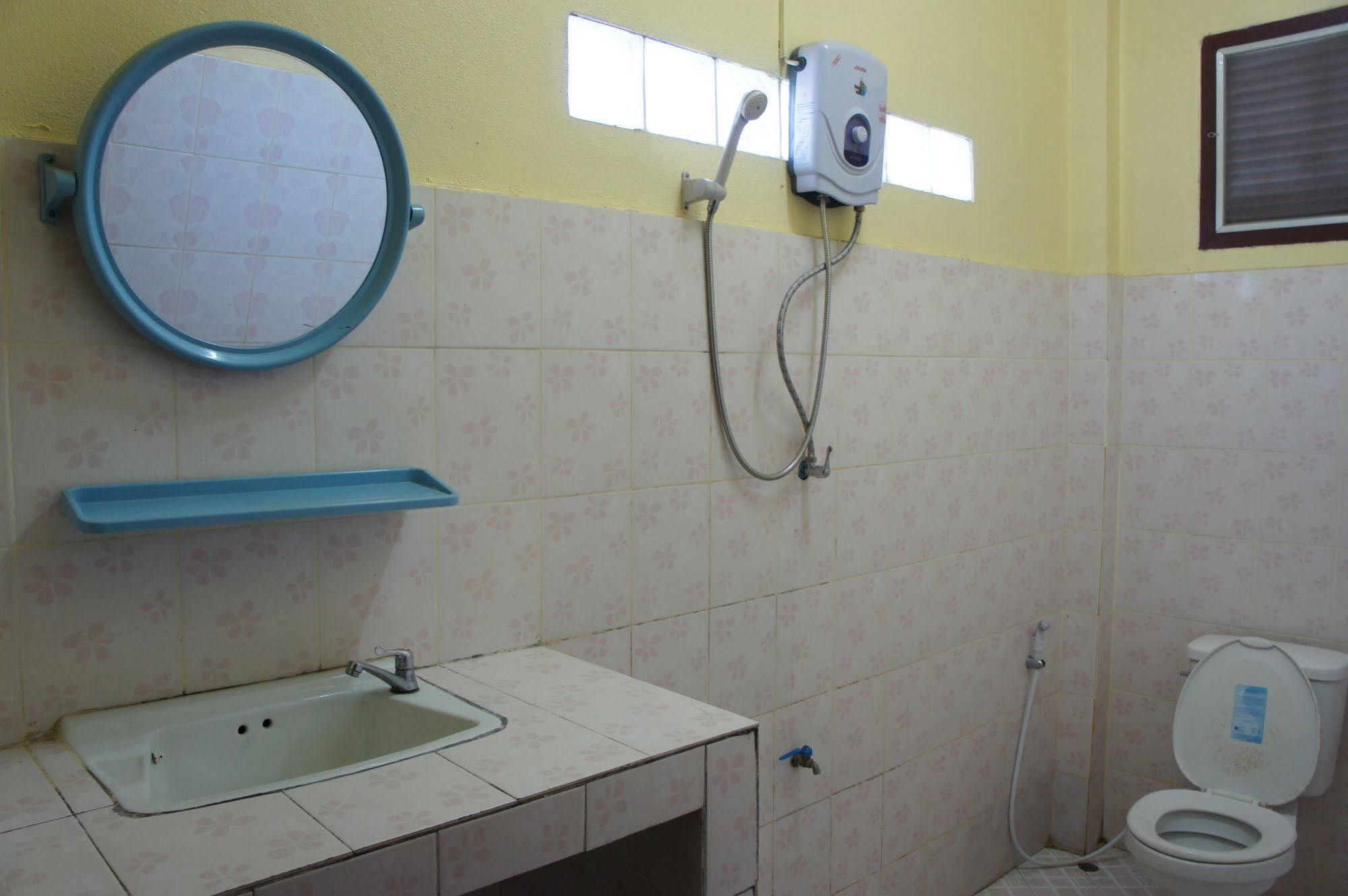 Viengsavanh Guesthouse Vang Vieng Luaran gambar