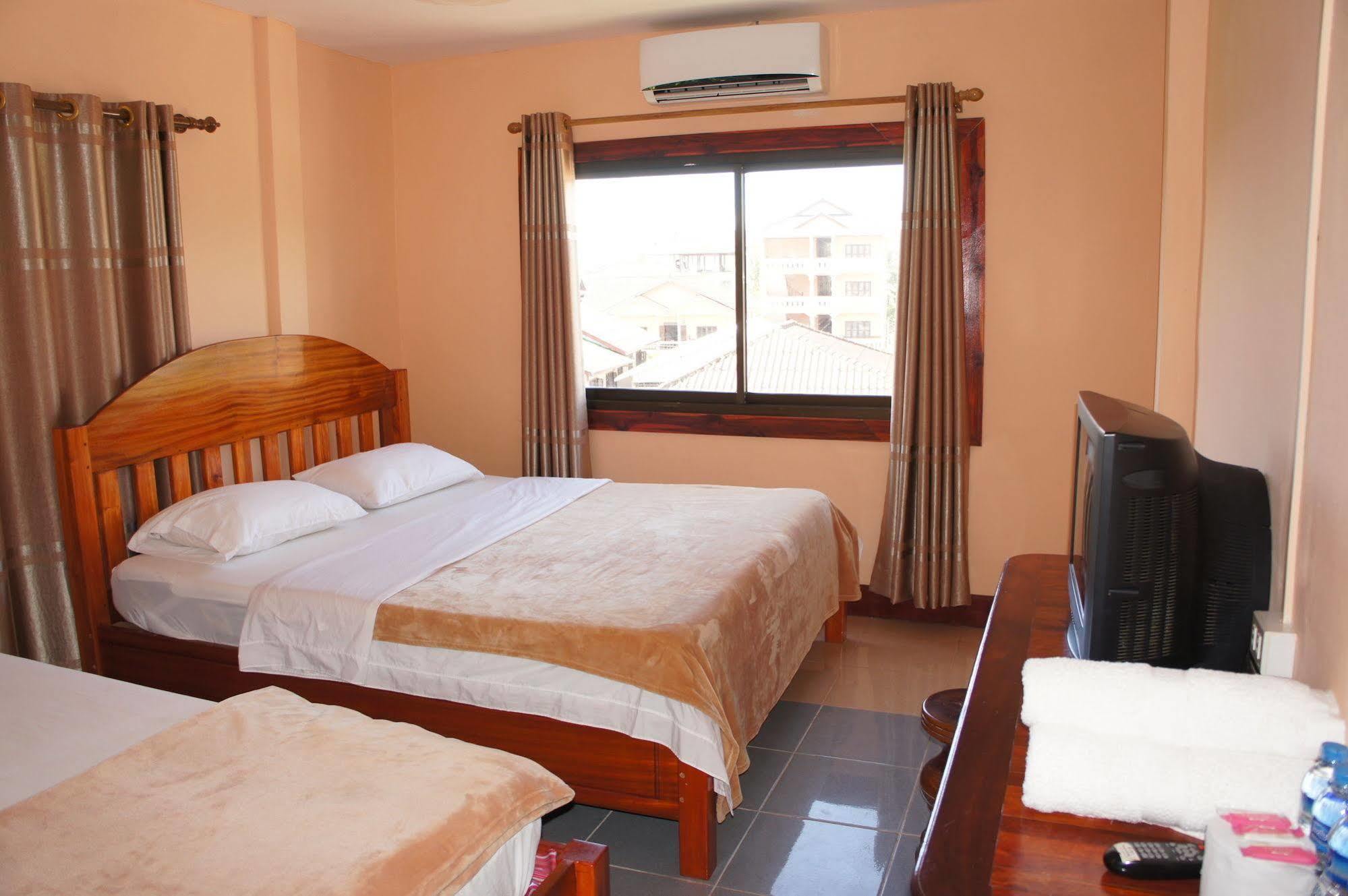 Viengsavanh Guesthouse Vang Vieng Luaran gambar